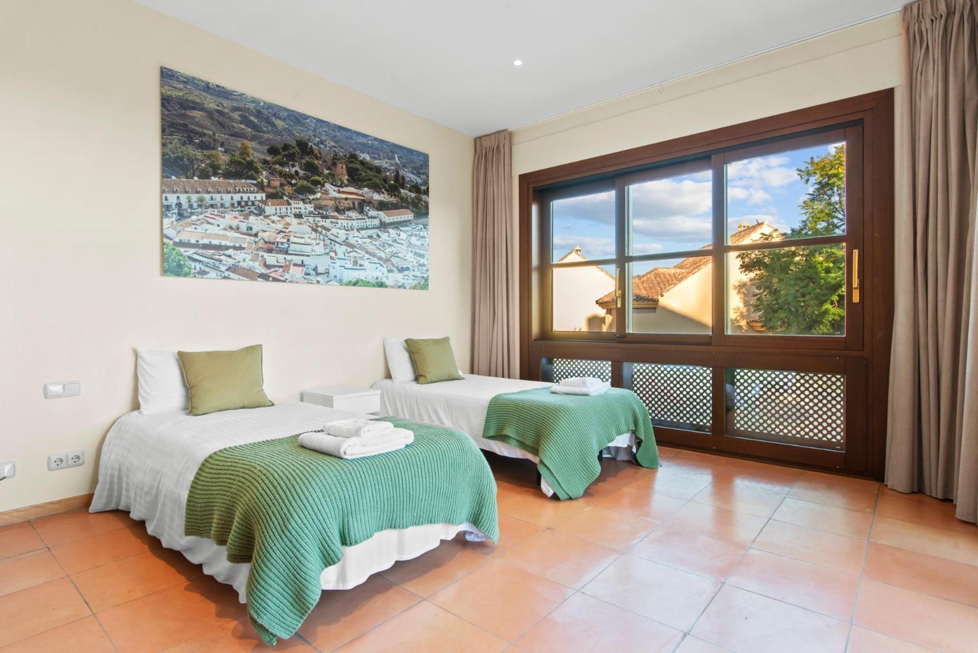 מארבלה Luxury Villa Robledal By Mabiente - Views Of The Sea And The Golf Course מראה חיצוני תמונה