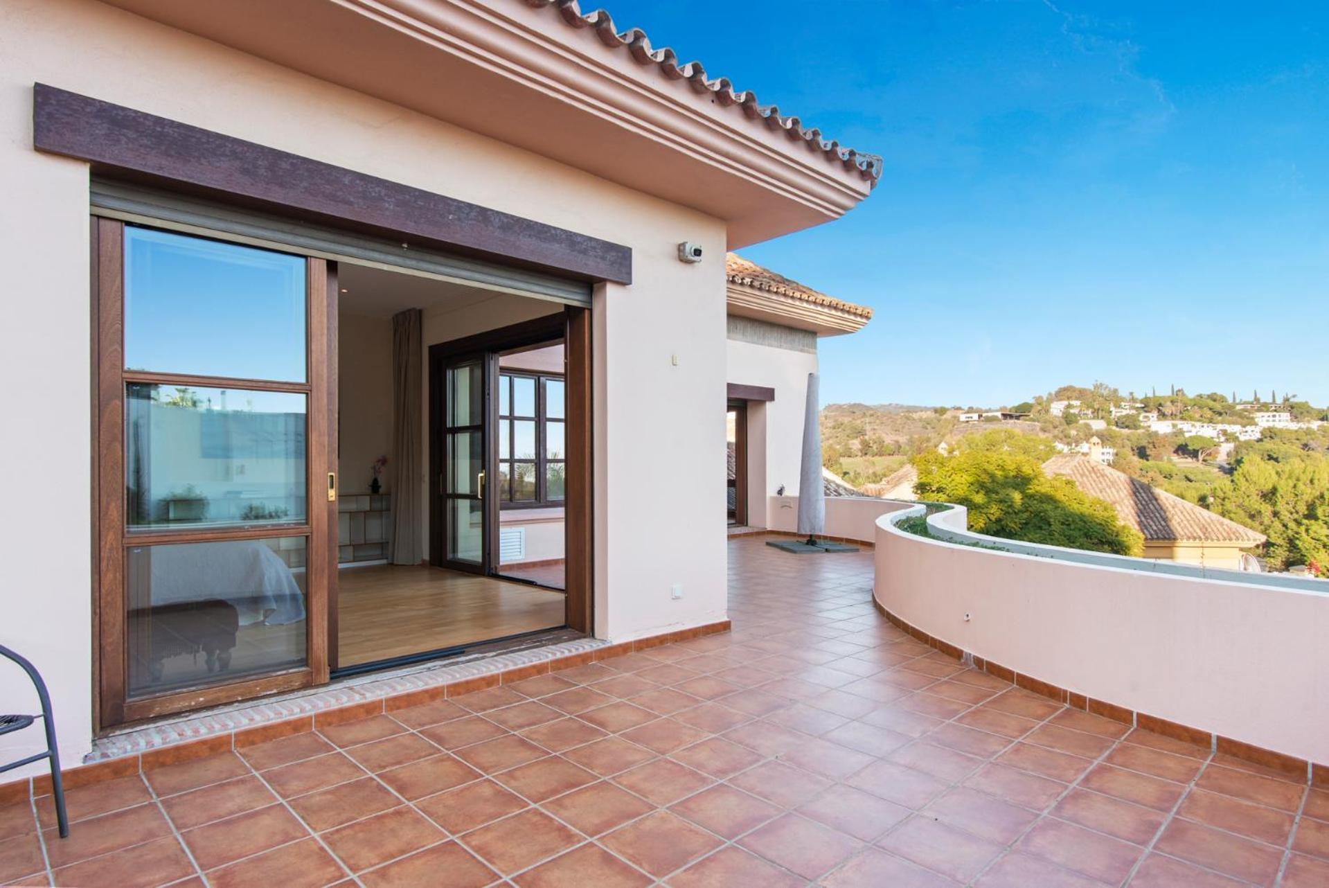 מארבלה Luxury Villa Robledal By Mabiente - Views Of The Sea And The Golf Course מראה חיצוני תמונה